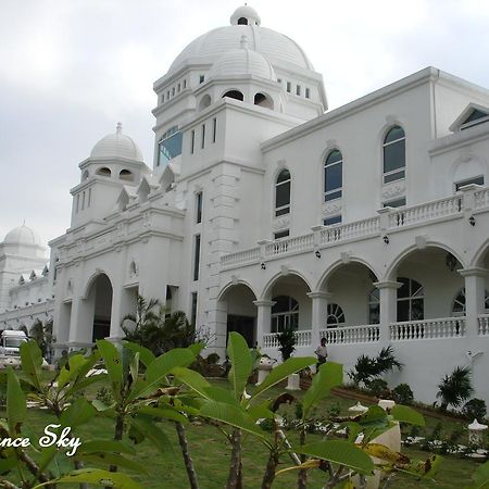 فندق Empire Pacific Castle Yangmei المظهر الخارجي الصورة
